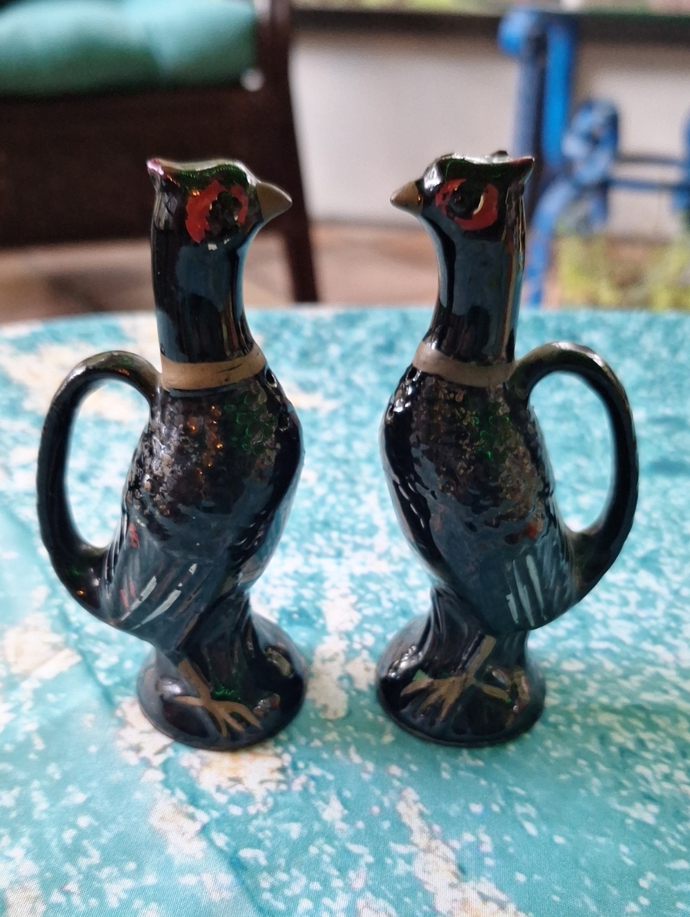 Black Ceramic Bird Salt & Pepper Set - Decorative Home Accent